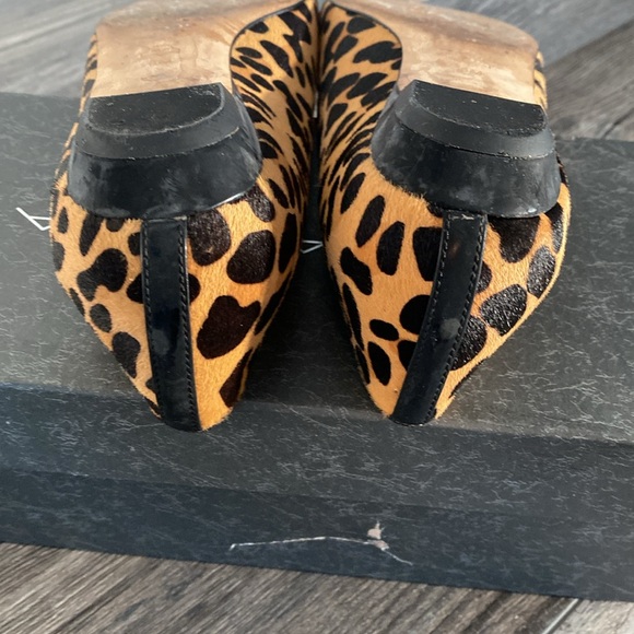 Via Spiga Odessa Calf Leather Leopard Buckle Flats size 8 - Picture 9 of 10